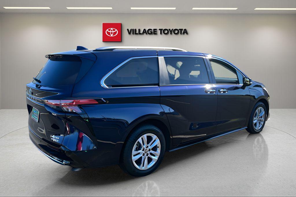 used 2022 Toyota Sienna car, priced at $39,991