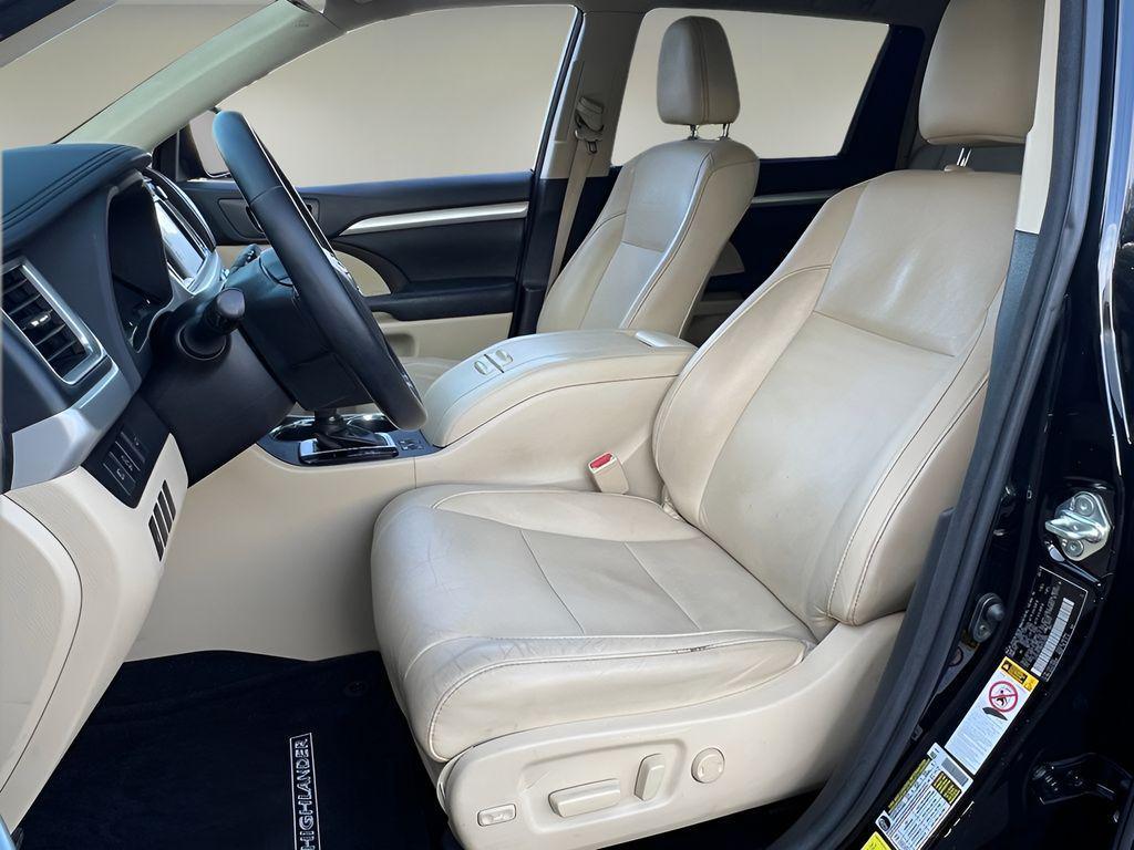 used 2017 Toyota Highlander car, priced at $19,986
