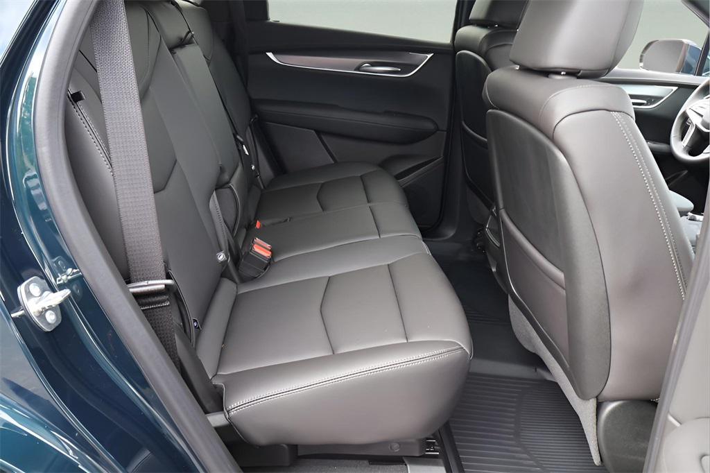 new 2026 Cadillac XT5 car, priced at $47,740