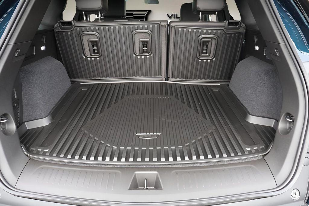 new 2026 Cadillac XT5 car, priced at $47,740