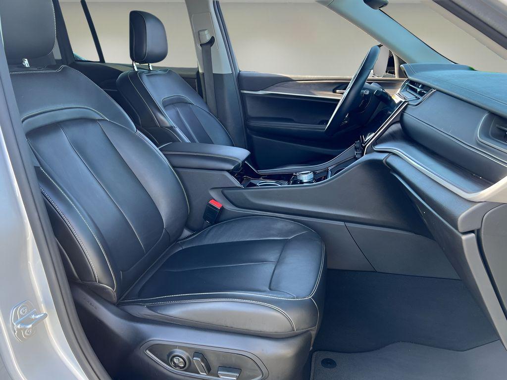 used 2022 Jeep Grand Cherokee car, priced at $25,991