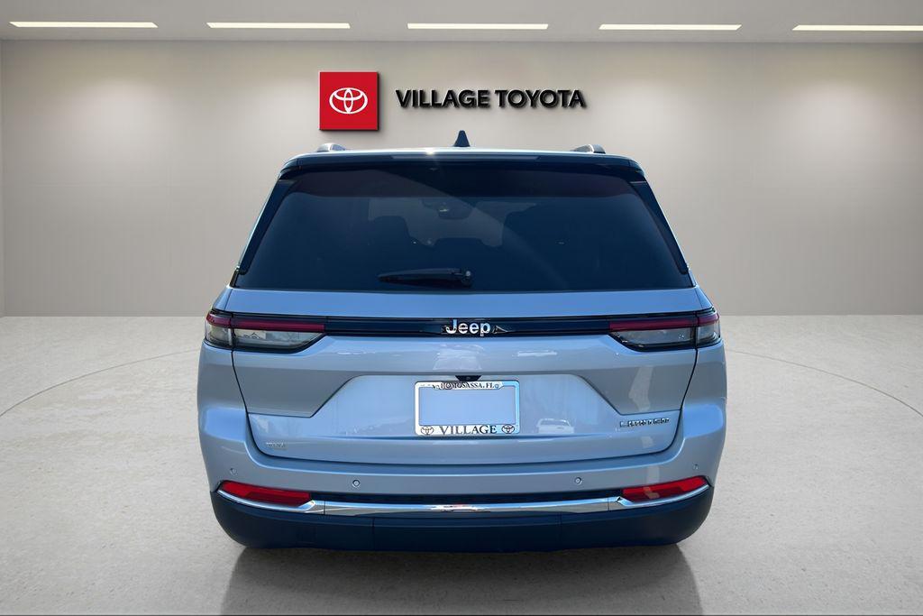 used 2022 Jeep Grand Cherokee car, priced at $25,991