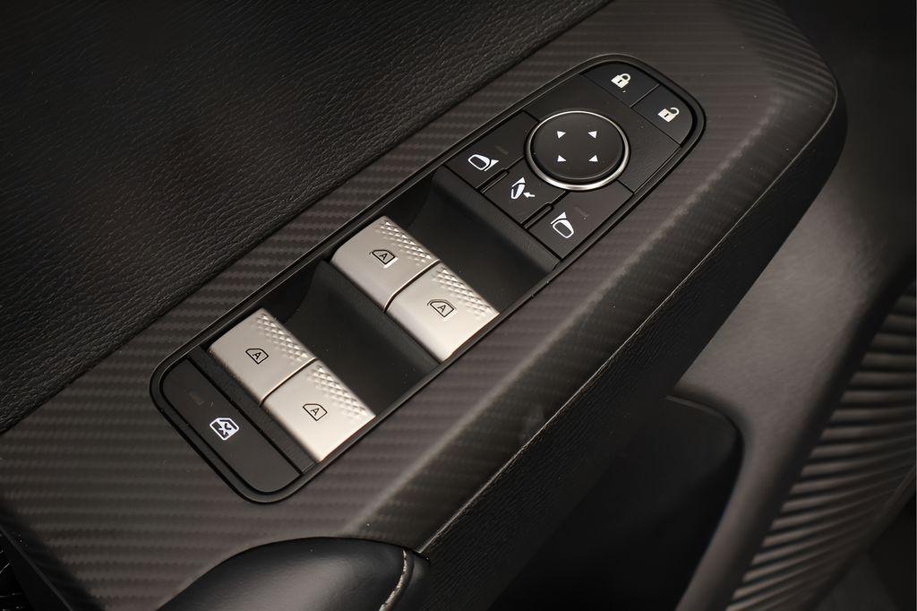 used 2023 Mitsubishi Outlander PHEV car, priced at $26,293