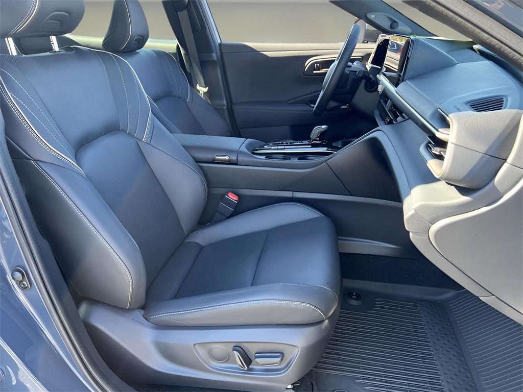 used 2025 Toyota Crown car, priced at $38,792