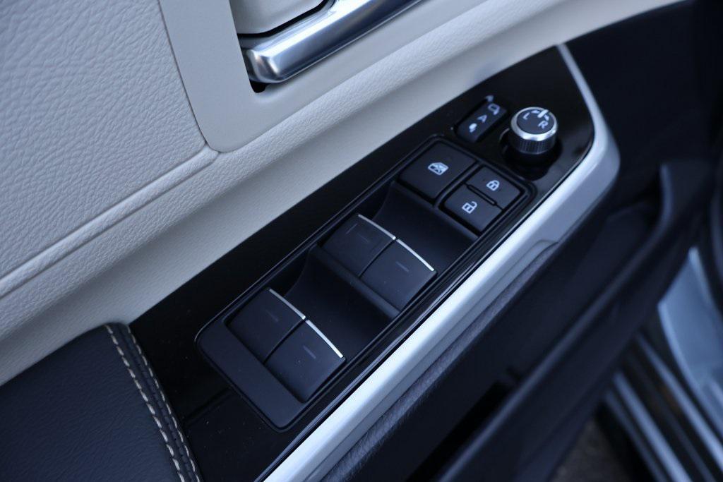 new 2026 Toyota Sienna car, priced at $60,441