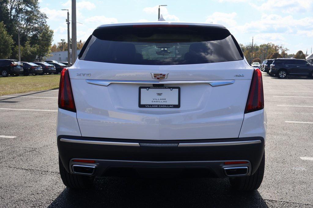 new 2026 Cadillac XT5 car, priced at $58,195