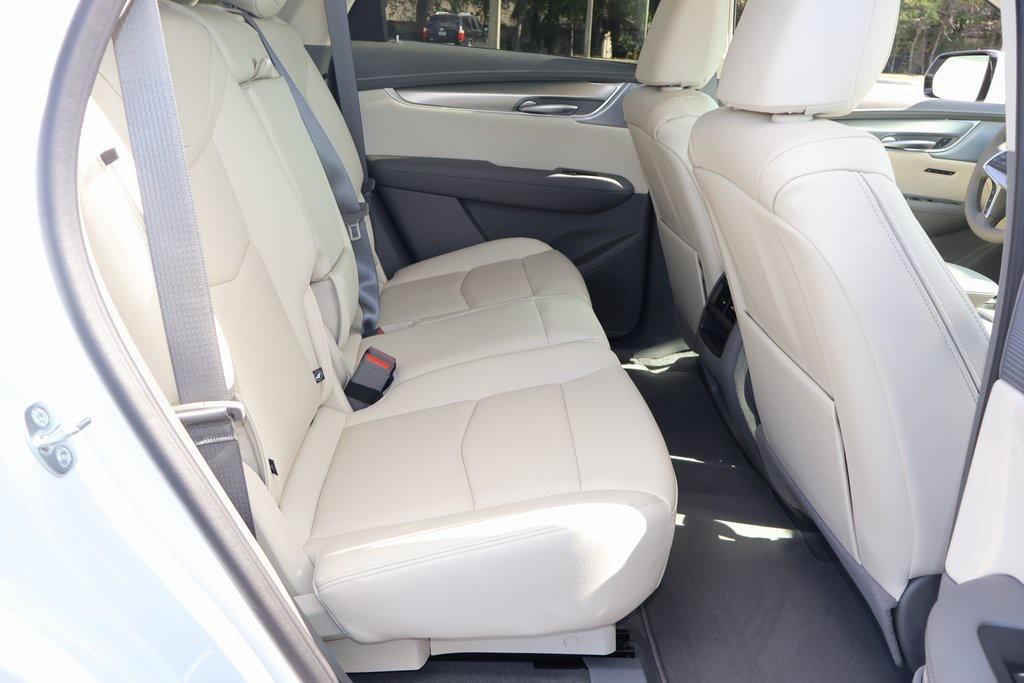 new 2026 Cadillac XT5 car, priced at $58,195