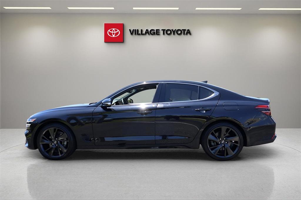 2023 Vik Black Genesis G70