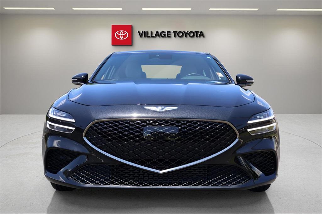 2023 Vik Black Genesis G70