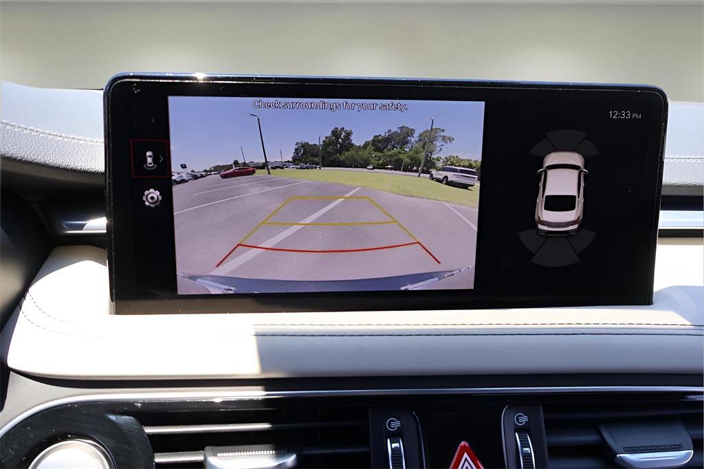 2023 Vik Black Genesis G70