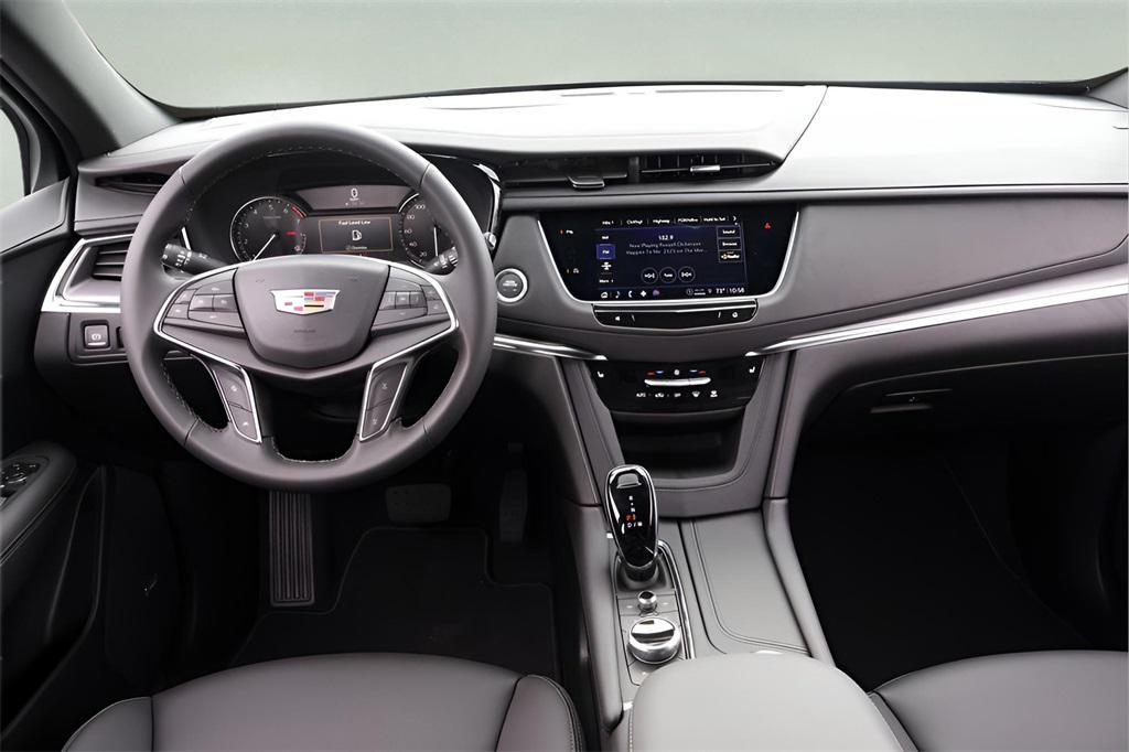 new 2026 Cadillac XT5 car, priced at $43,315