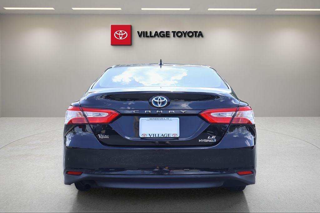 used 2019 Toyota Camry Hybrid car, priced at $18,286