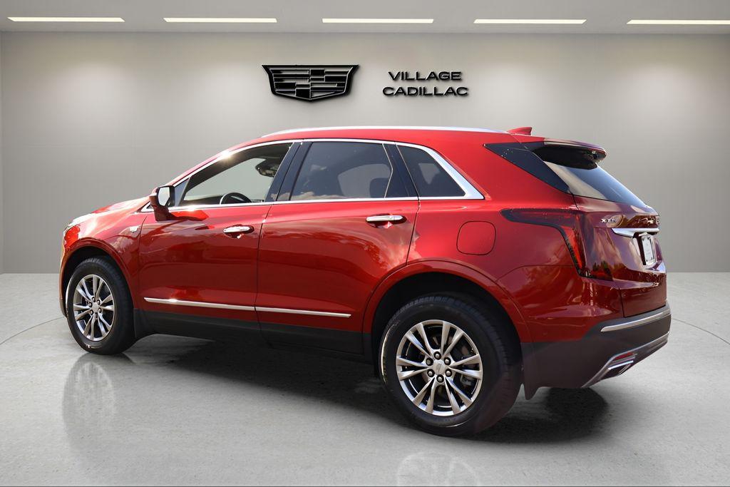 used 2023 Cadillac XT5 car, priced at $32,991