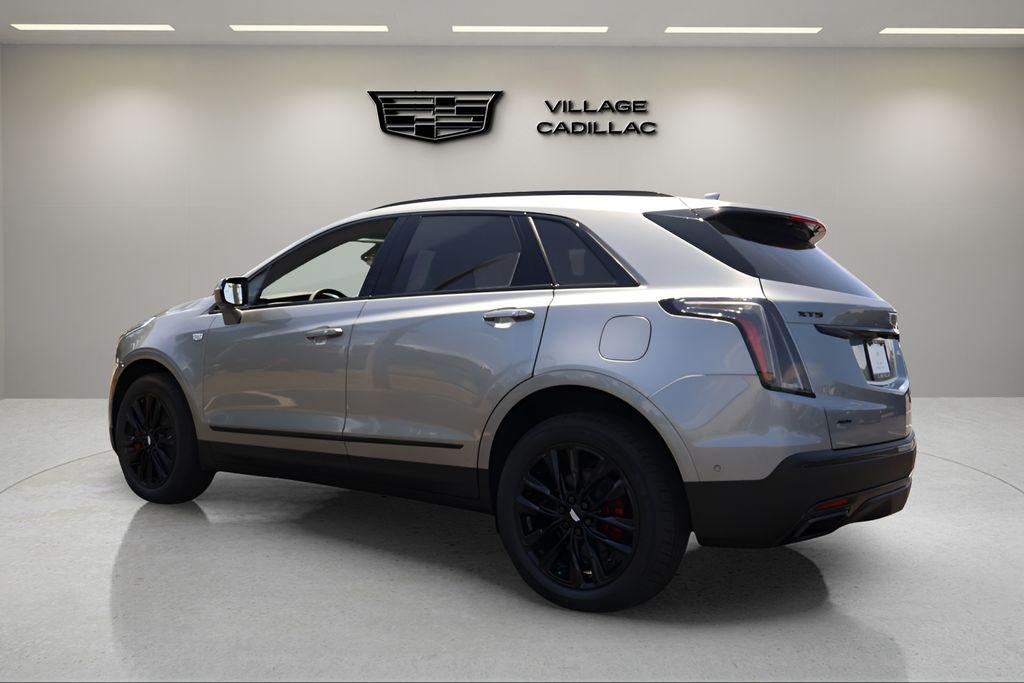 new 2026 Cadillac XT5 car, priced at $69,964