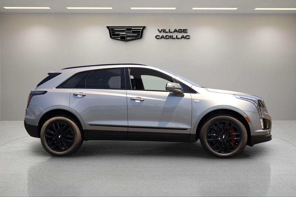 new 2026 Cadillac XT5 car, priced at $69,964