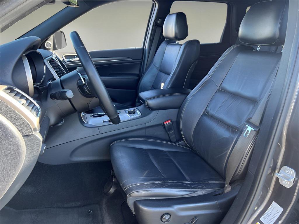 used 2015 Jeep Grand Cherokee car, priced at $11,491