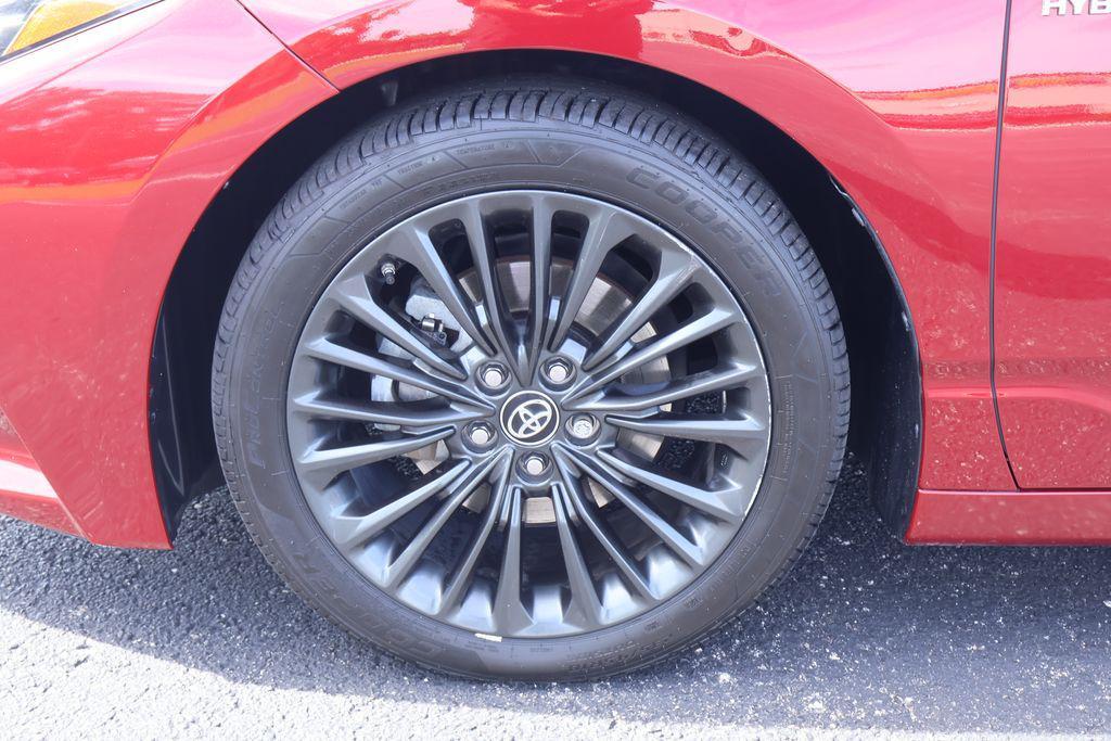 used 2019 Toyota Avalon Hybrid car, priced at $24,392