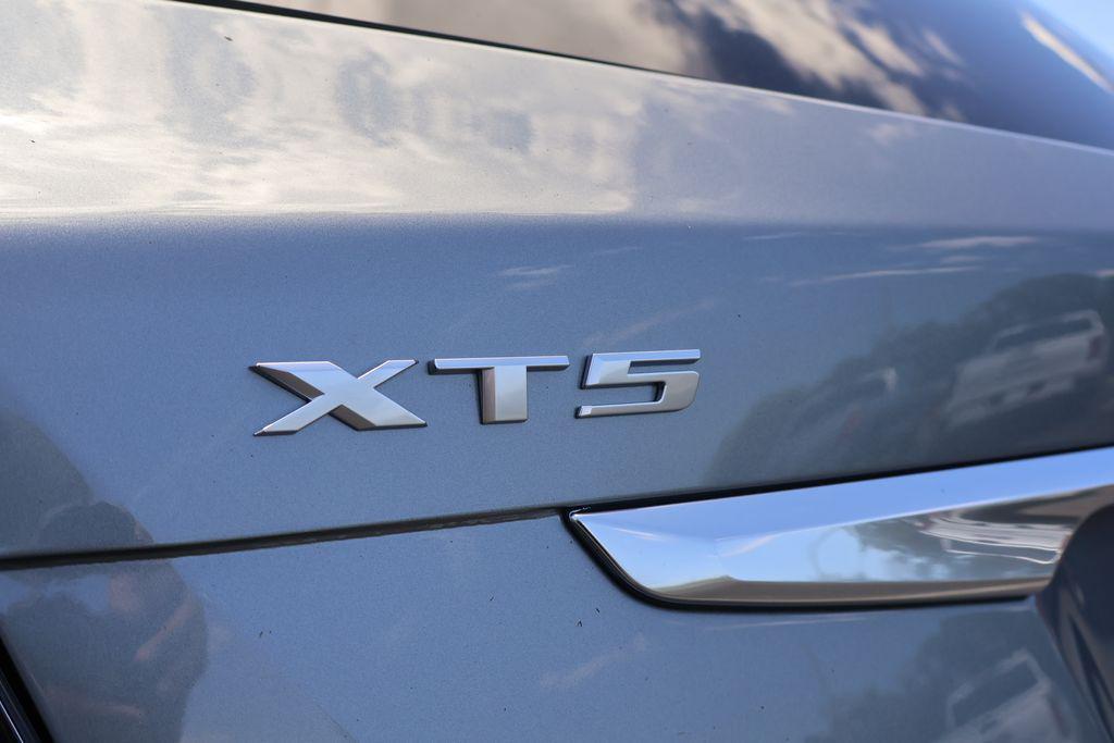new 2026 Cadillac XT5 car, priced at $65,210