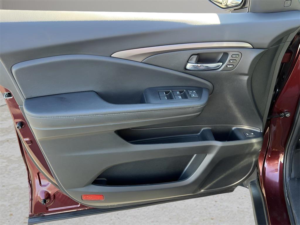 used 2021 Honda Passport car, priced at $22,991