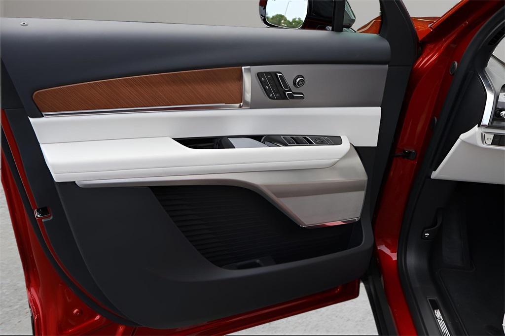 new 2026 Cadillac VISTIQ car, priced at $76,115