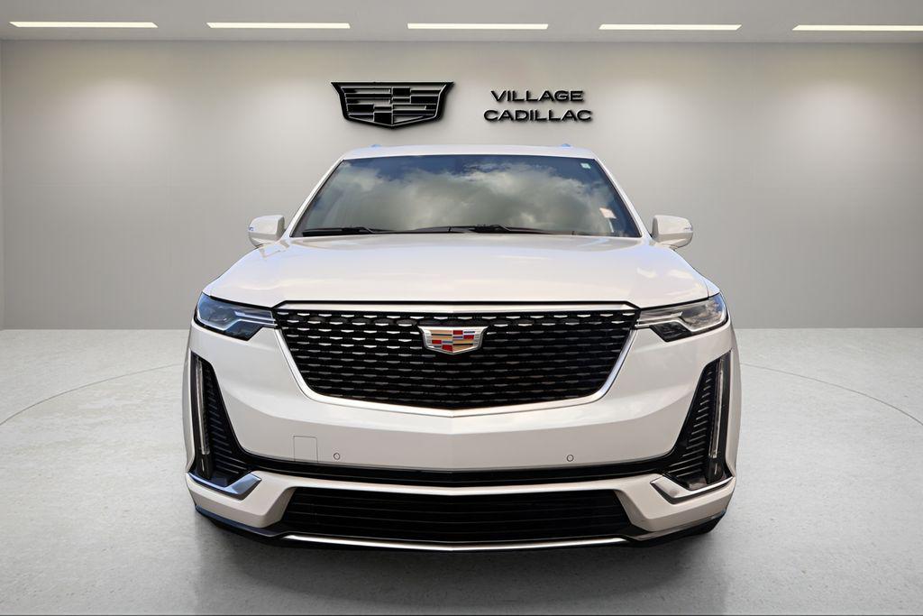 used 2024 Cadillac XT6 car, priced at $38,992
