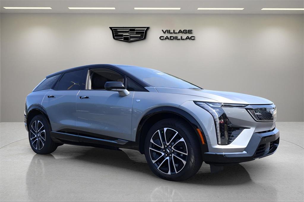 new 2025 Cadillac OPTIQ car, priced at $53,215