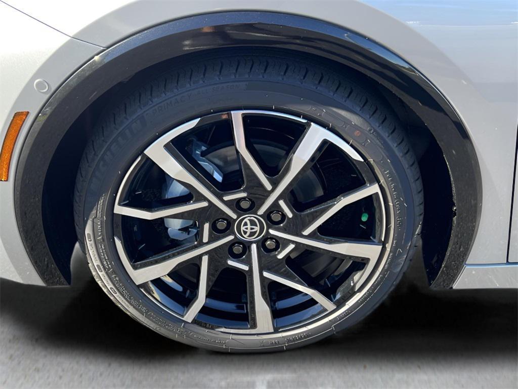 new 2026 Toyota Prius Plug-In Hybrid car, priced at $43,344