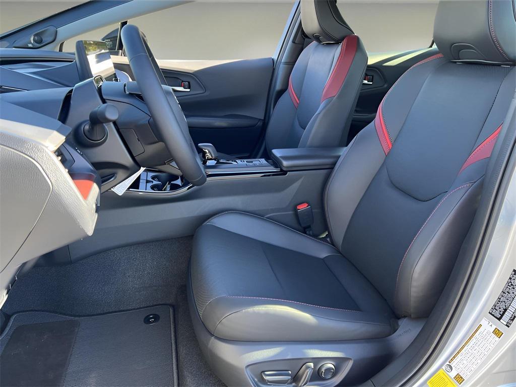 new 2026 Toyota Prius Plug-In Hybrid car, priced at $43,344