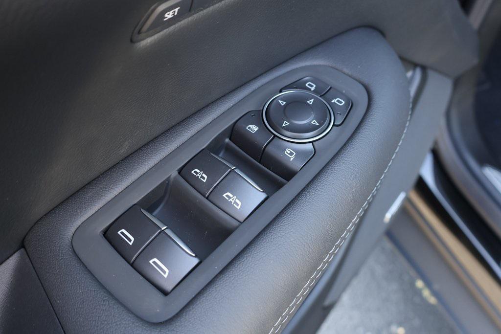 new 2026 Cadillac XT5 car, priced at $57,595