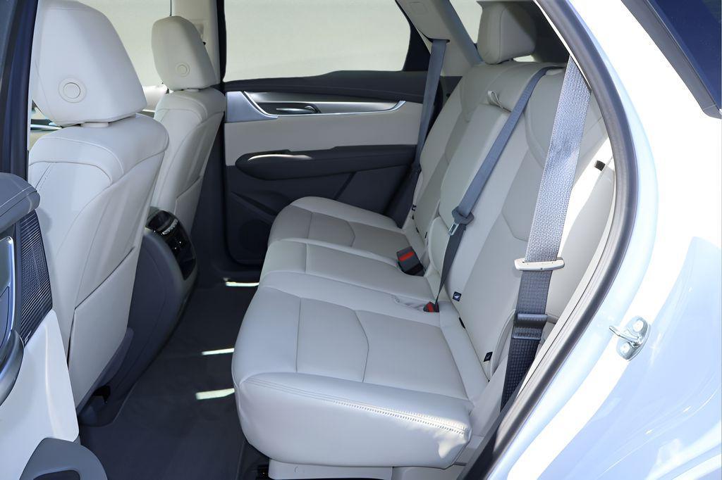 new 2026 Cadillac XT5 car, priced at $60,595