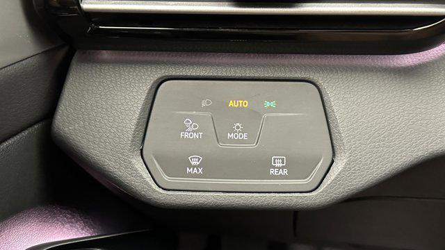 used 2024 Volkswagen ID.4 car, priced at $18,500
