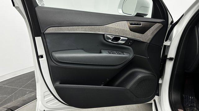 used 2022 Volvo XC90 car, priced at $28,500