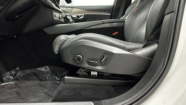 used 2022 Volvo XC90 car, priced at $28,500
