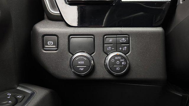 used 2025 GMC Sierra 1500 car, priced at $39,085