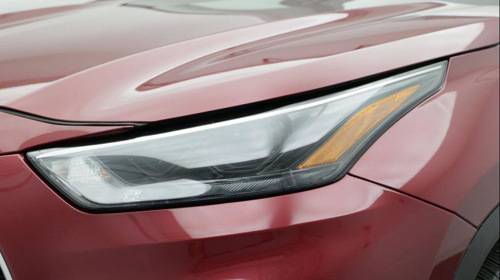used 2022 Toyota Highlander car, priced at $28,095