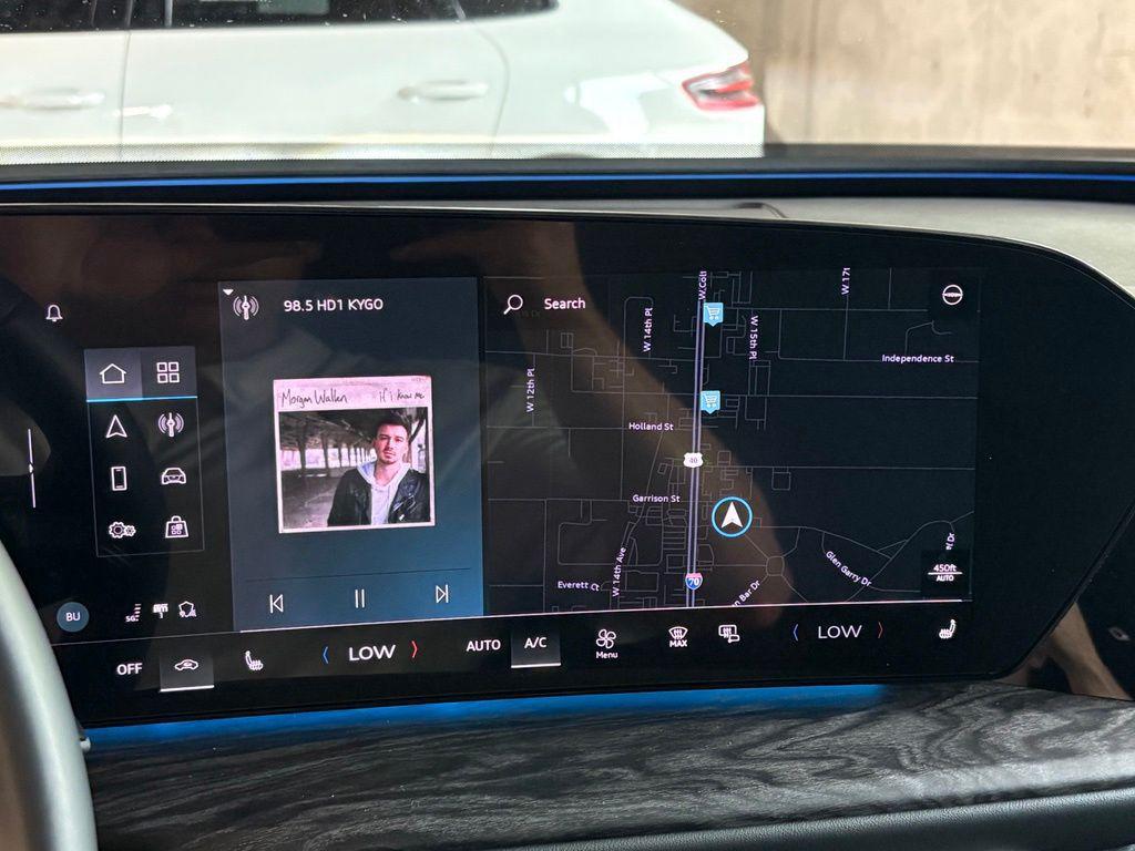 Audi Q5 view 24