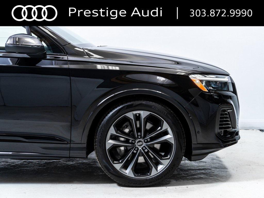new 2026 Audi Q7 car, priced at $78,149