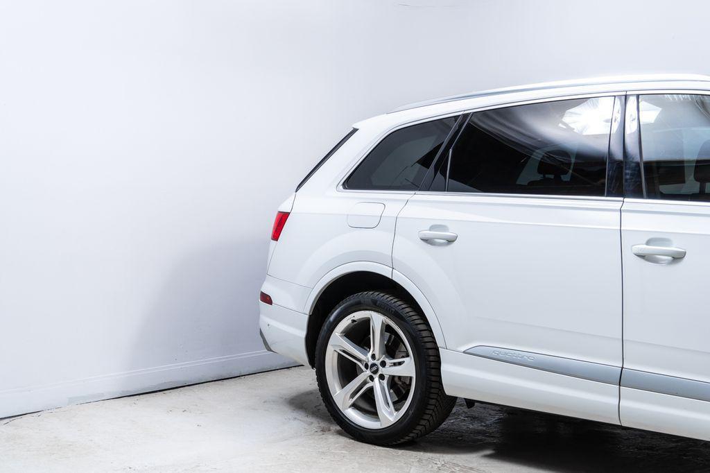 used 2019 Audi Q7 car, priced at $17,491