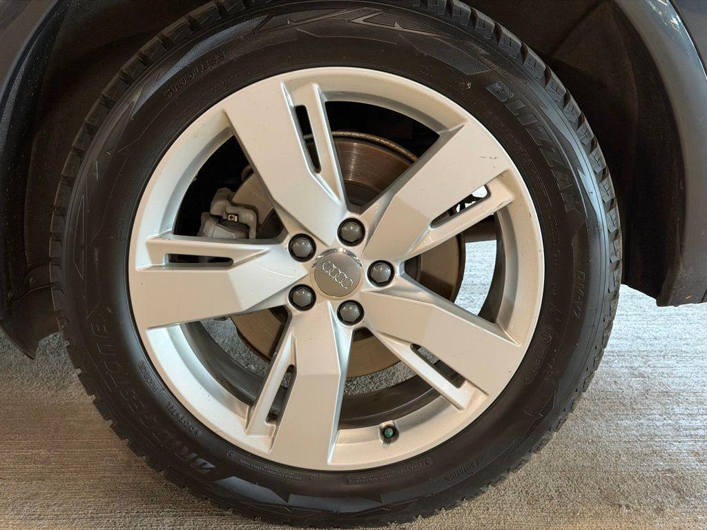 used 2018 Audi Q5 car, priced at $13,991