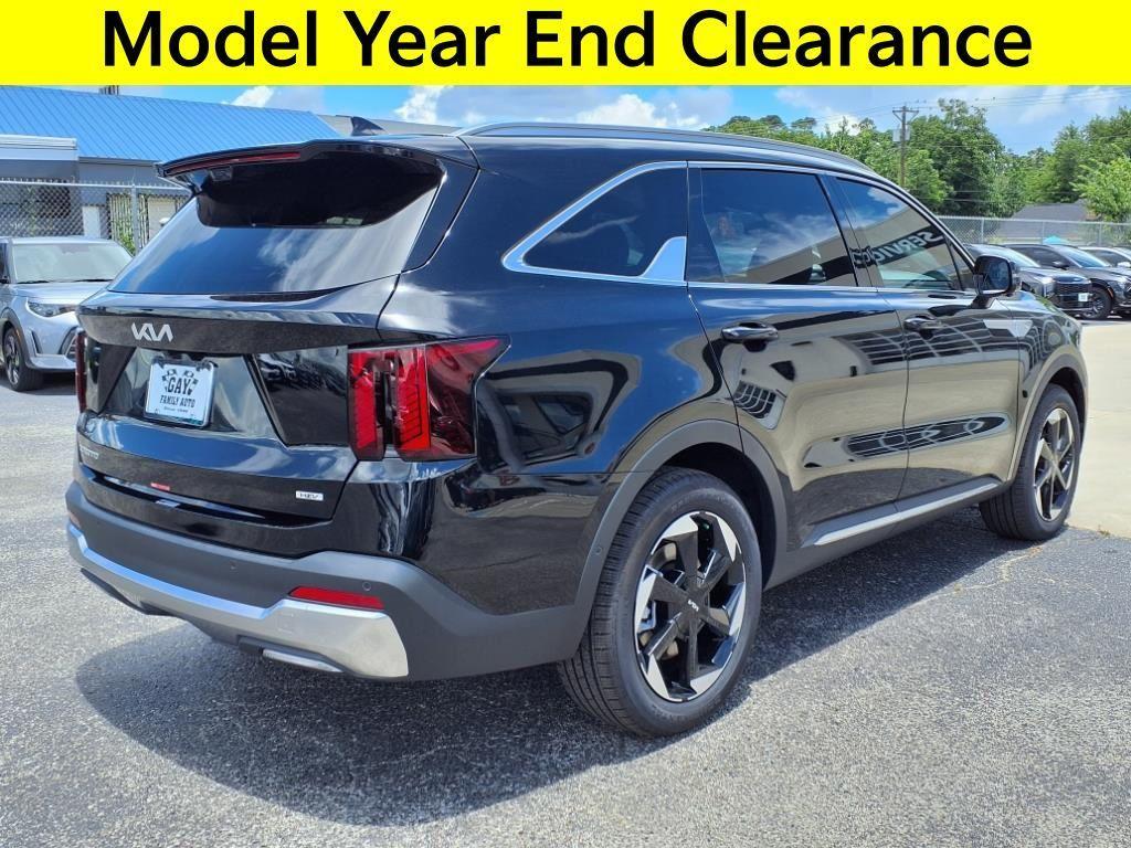 new 2025 Kia Sorento Hybrid car, priced at $42,920