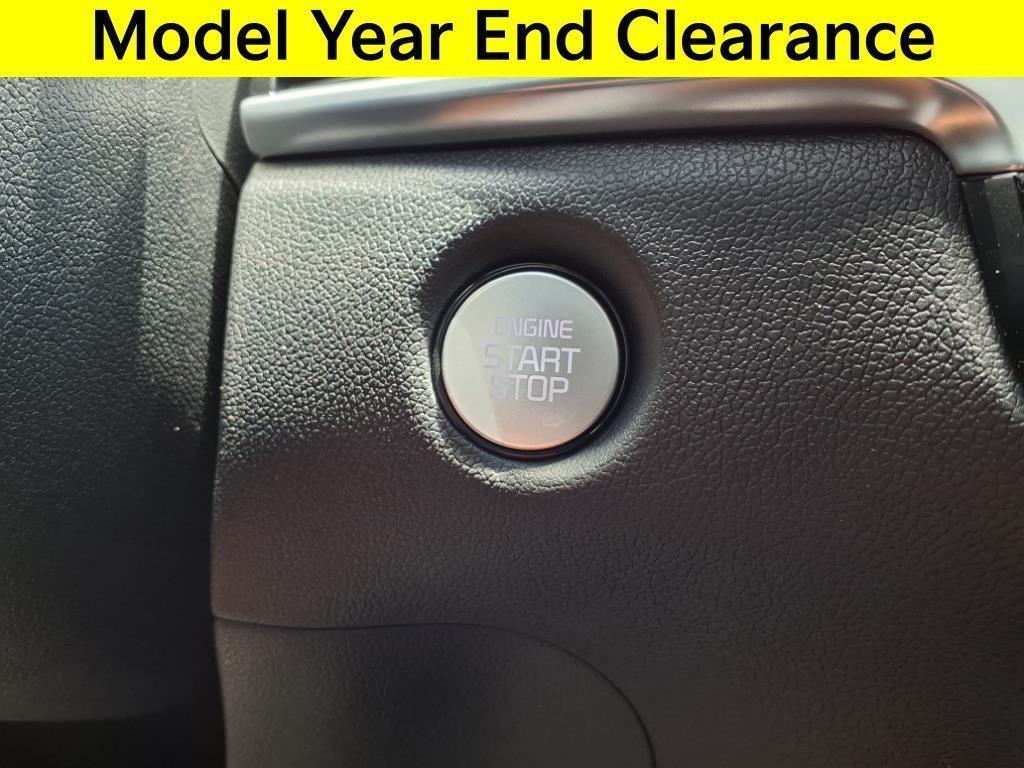 new 2025 Kia Sorento Hybrid car, priced at $42,920