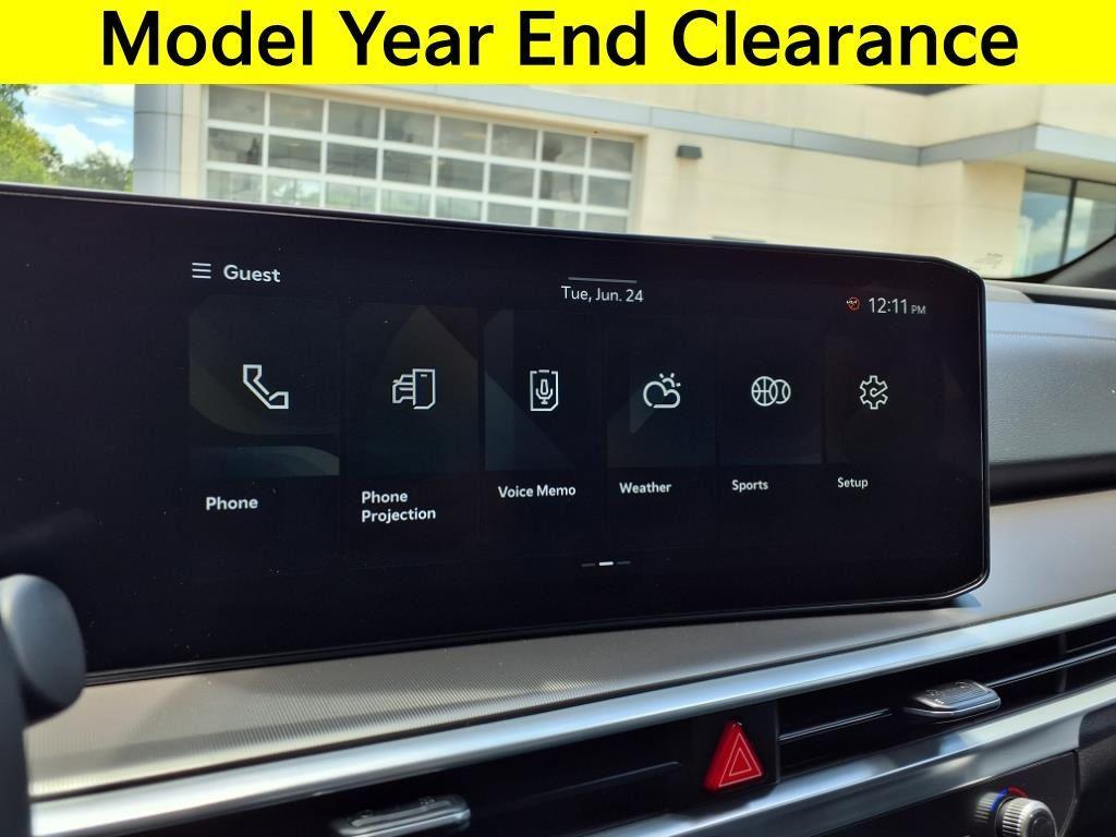 new 2025 Kia Sorento Hybrid car, priced at $42,920