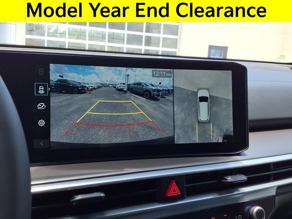 new 2025 Kia Sorento Hybrid car, priced at $42,920