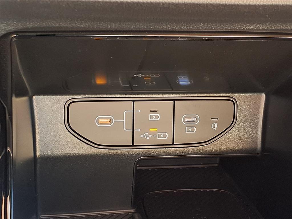 new 2026 Kia Sorento car, priced at $44,045