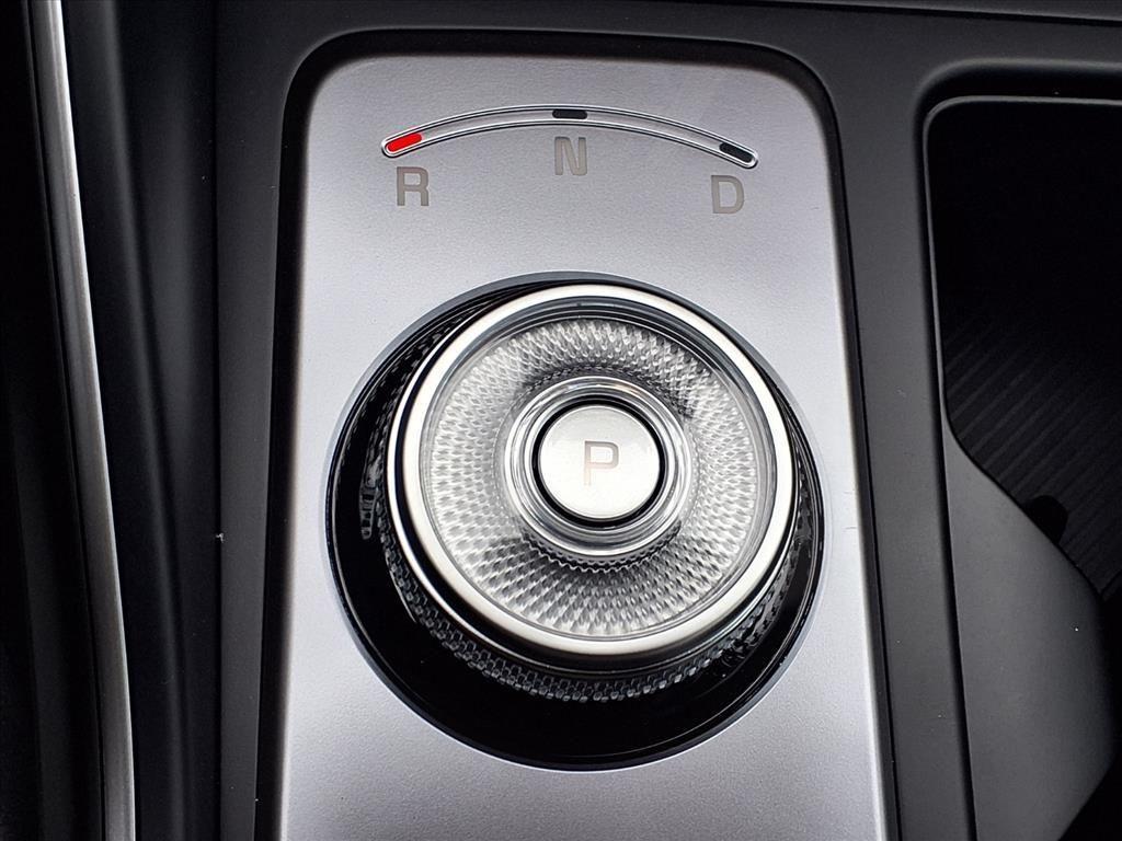 new 2026 Kia Sorento Hybrid car, priced at $42,228