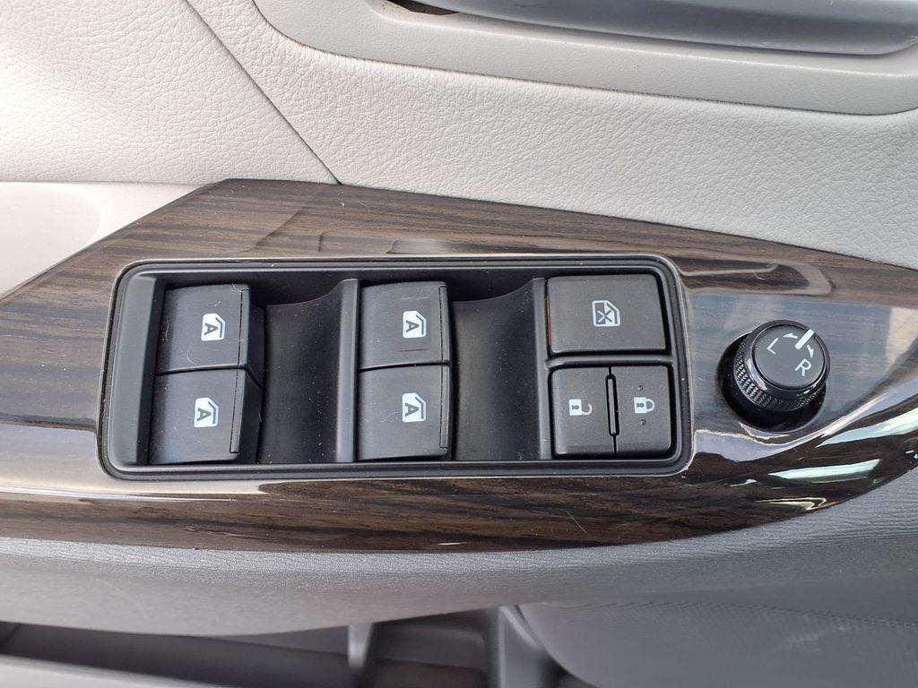 used 2019 Toyota Sienna car, priced at $24,918