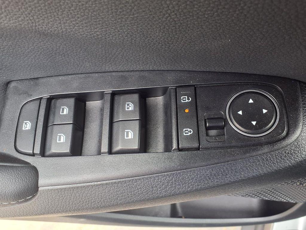 used 2026 Kia Seltos car, priced at $27,561