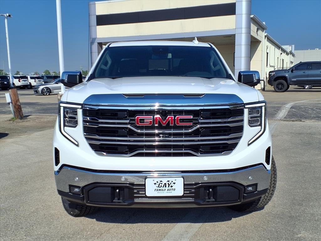 new 2026 GMC Sierra 1500 car, priced at $60,925
