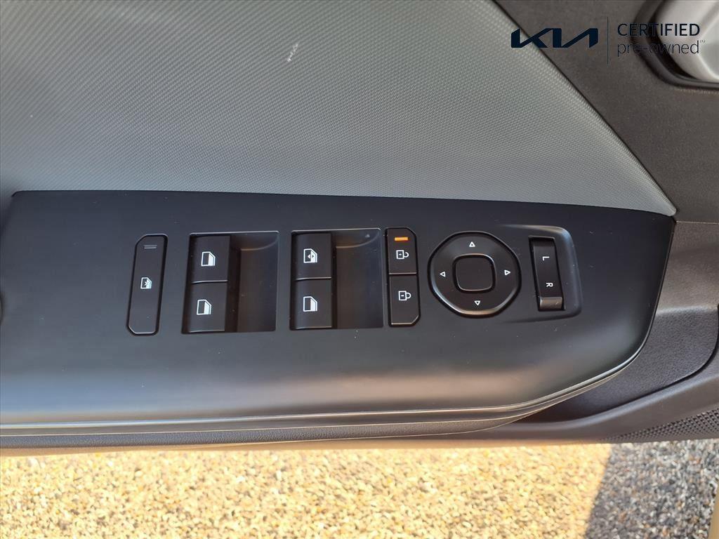 used 2025 Kia K4 car, priced at $21,991