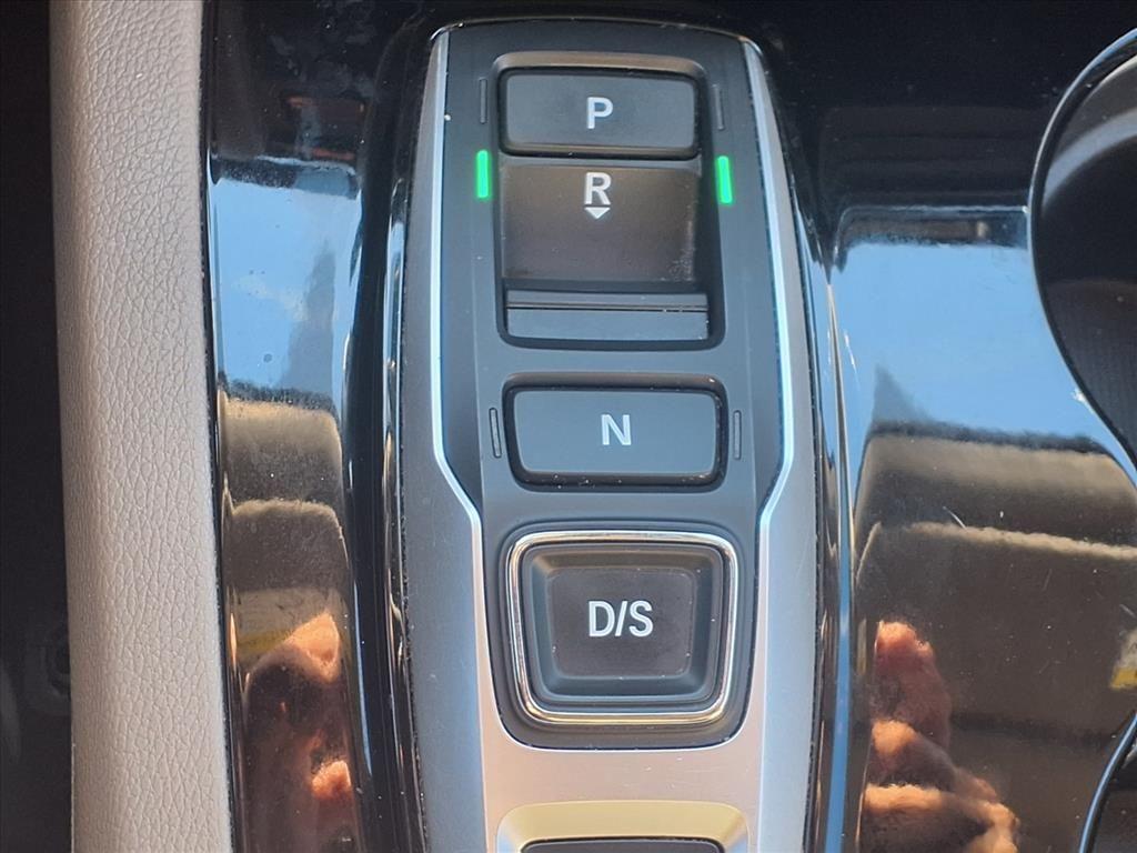 used 2021 Honda Pilot car, priced at $20,991